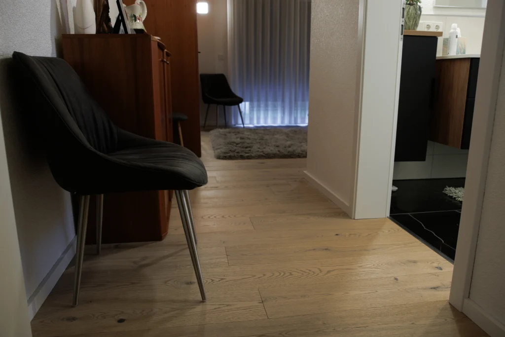 Eiche Parkettboden von Admonter als Landhausdiele im Schlafbereich
